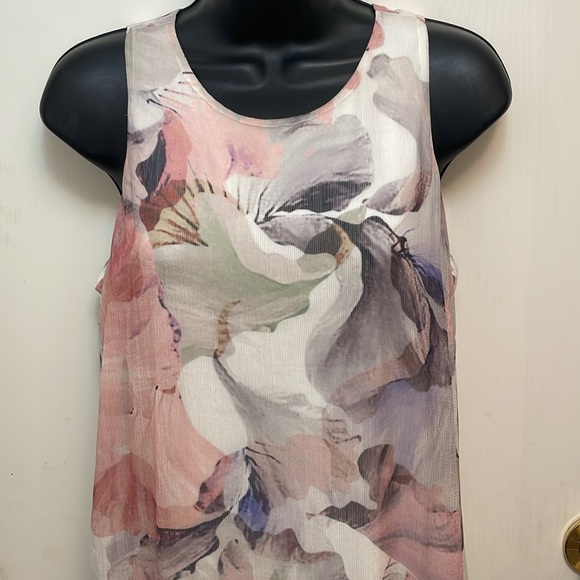 Vince Camuto Dresses & Skirts - Vince Camuto petite small tank dress. Good use condition with lining